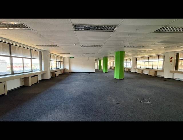 738M² OFFICE TO LET IN DURBAN CENTRAL